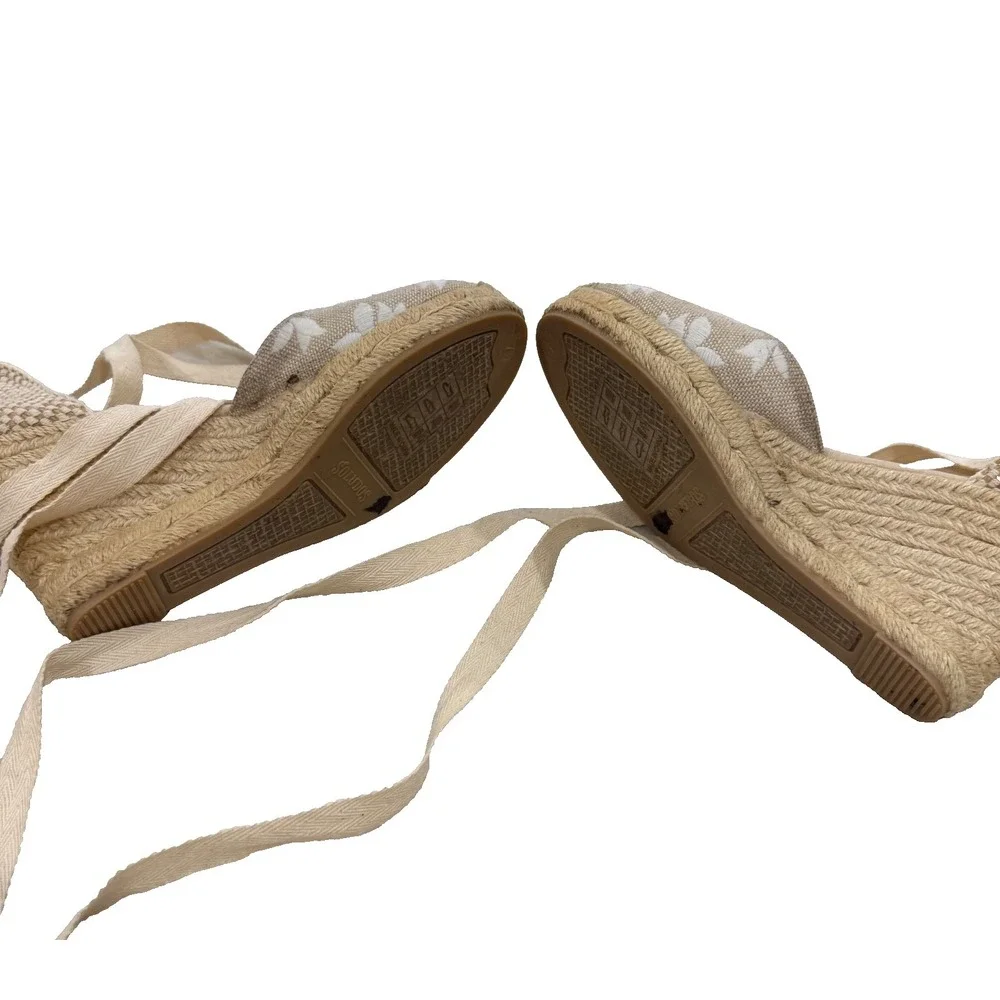 Soludos Floral Embroidered Espadrille Wedge Shoes Lace Up Ankle Tie Beige Size 7